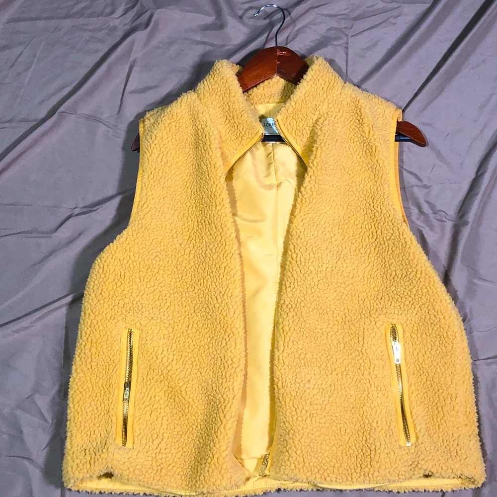 Sleeveless jacket vest